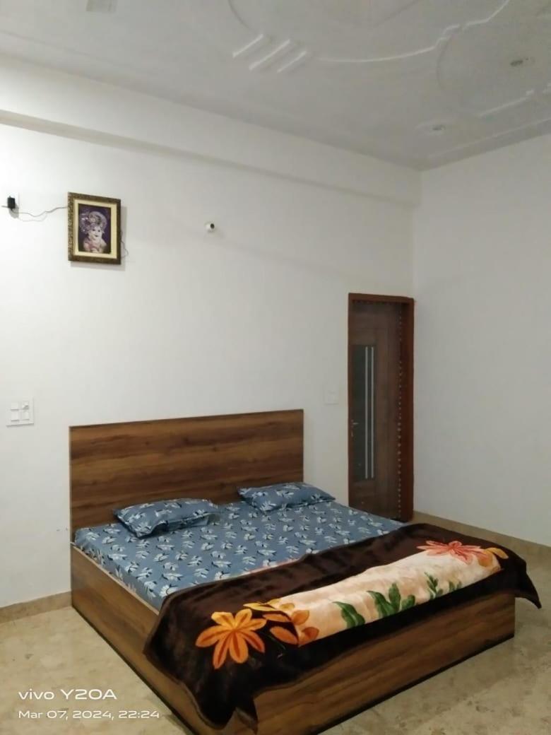 Radha Nilay Apartment